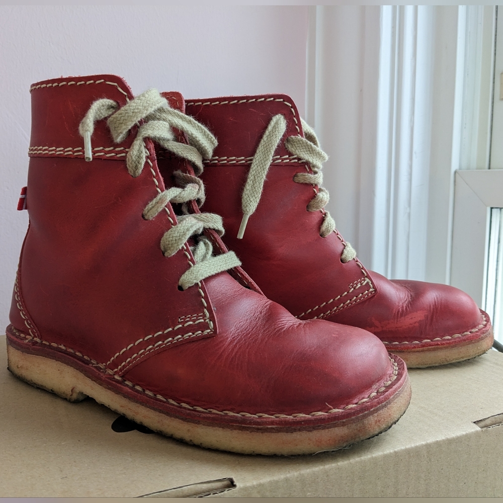 Duckfeet Fåborg Boots in Granate, Size 37